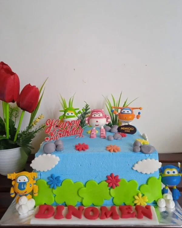 Kue Ulang Tahun Custom Cake Kotak Tema Super Wings